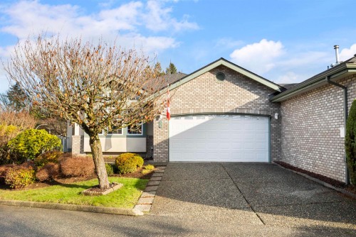 23-32777 Chilcotin Drive  Abbotsford, BC V2T 5W4