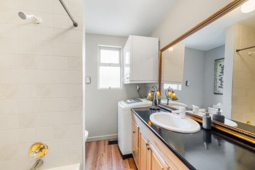 15556 Columbia Avenue, White Rock, BC 
