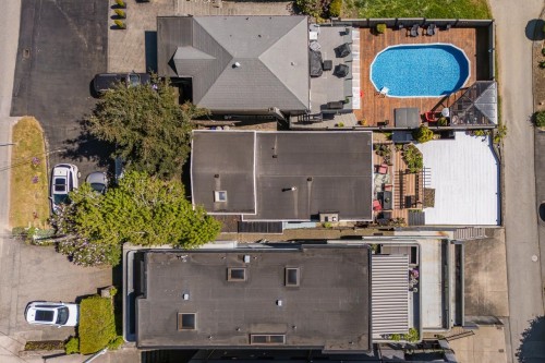 15556 Columbia Avenue, White Rock, BC 