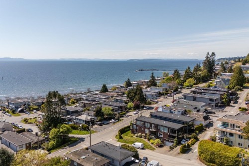 15556 Columbia Avenue, White Rock, BC 