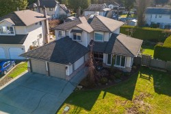 5976 Southpark Grove Surrey, BC V3X 2B9