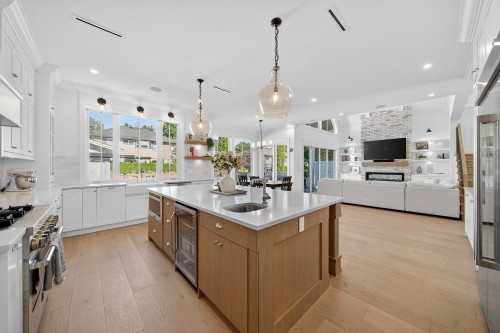 16111 108 Avenue, Surrey, BC 