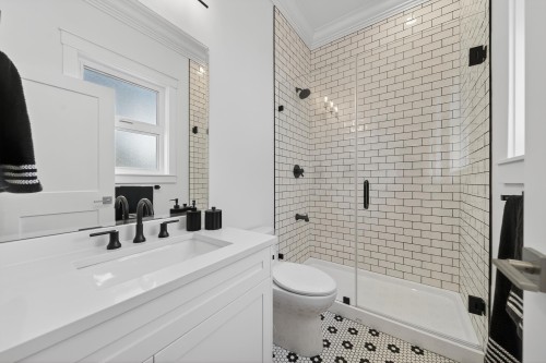 16111 108 Avenue, Surrey, BC 