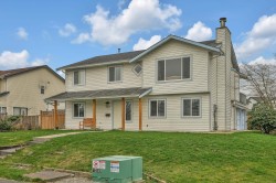 13452 85 Avenue Surrey, BC V3W 0T8