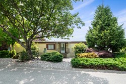 2184 Cumbria Drive  Surrey, BC V4A 5K3