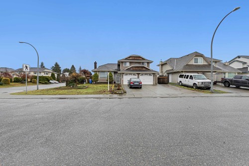 32066 Sorrento Avenue  Abbotsford, BC V2T 5B7