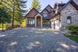 2309 154 Street Surrey, BC V4A 4S6