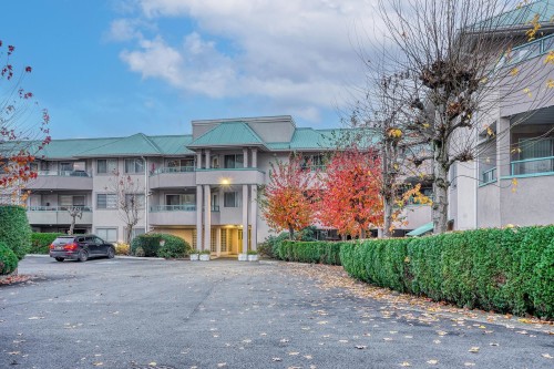 316-33175 Old Yale Road  Abbotsford, BC V2S 2J4