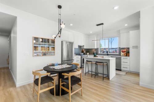 203-2771 Montrose Avenue  Abbotsford, BC V2S 0R2