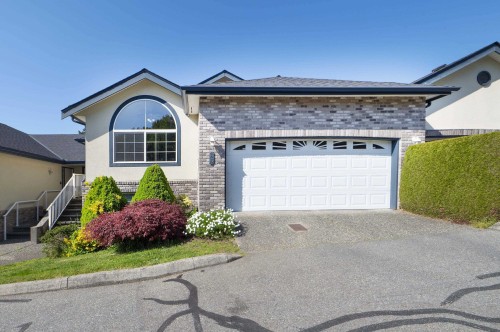 66-32777 Chilcotin Drive  Abbotsford, BC V2T 5W4