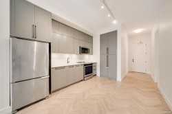 114-10168 149 Street Surrey, BC V3R 0E9