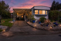 209-1840 160 Street Surrey, BC V4A 4X4