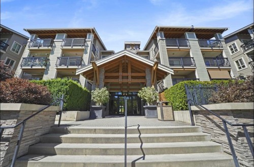 305-21009 56 Avenue  Langley, BC V3A 0C9