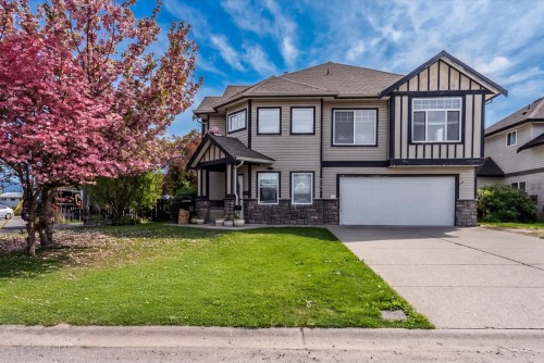 8390 Harris Street  Mission, BC V2V 7R9