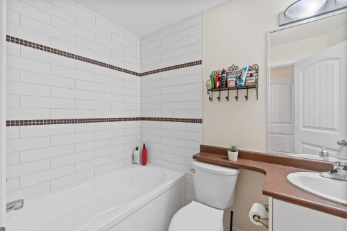 15595 Thrift Avenue, White Rock, BC 