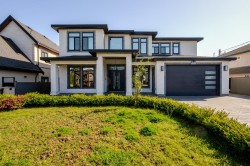 12560 90 Avenue Surrey, BC V3V 1B8