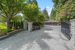 2869 138 Street Surrey, BC V4P 1T6