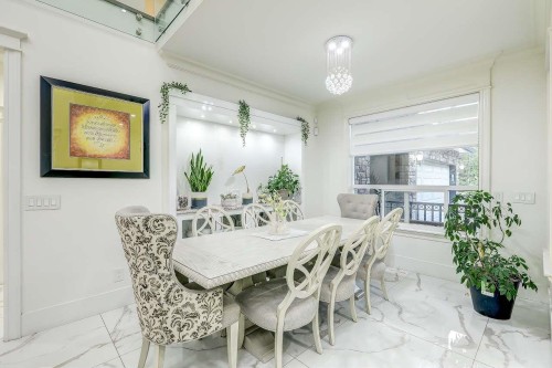 5733 W Kettle Crescent, Surrey, BC 