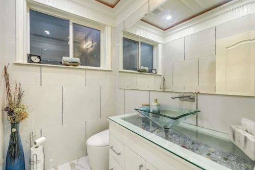 5733 W Kettle Crescent, Surrey, BC 