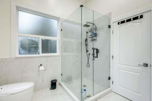 5733 W Kettle Crescent, Surrey, BC 