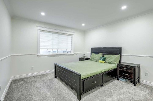 5733 W Kettle Crescent, Surrey, BC 