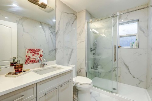 5733 W Kettle Crescent, Surrey, BC 
