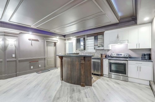 5733 W Kettle Crescent, Surrey, BC 