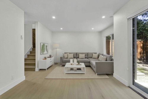 14-13990 74 Avenue  Surrey, BC V3W 7E6