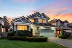 7321 146 Street Surrey, BC V3S 8Z7