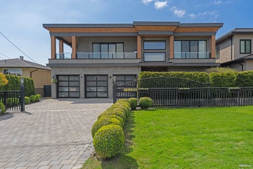 15482 Pacific Avenue  White Rock, BC V4B 1R7