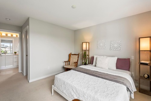 48-7848 209 Street, Langley, BC 