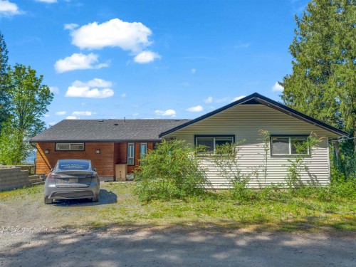 36566 Sumas Mountain Road, Abbotsford, BC 