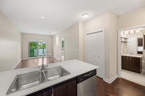 305-20460 Douglas Crescent, Langley, BC 