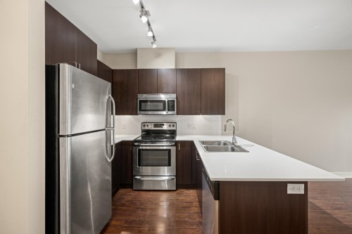 305-20460 Douglas Crescent, Langley, BC 