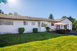 4628 207a Street Langley, BC V3A 5N3