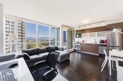 909-10777 University Drive Surrey, BC V3T 0E6