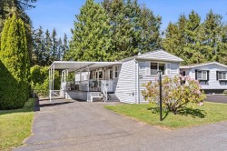 32-2305 200 Street Langley, BC V2Z 1Z2