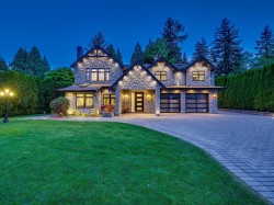 13330 20 Avenue Surrey, BC V4A 1Z4
