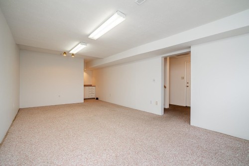 17072 103 Avenue, Surrey, BC 