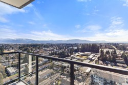 2206-2180 Gladwin Road Abbotsford, BC V2S 0H4