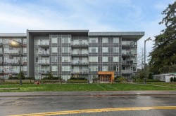 406-10838 Whalley Boulevard Surrey, BC V3R 0G8
