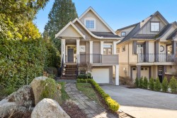 15556 Goggs Avenue White Rock, BC V4B 2N6
