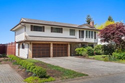 2895 Glenshiel Drive Abbotsford, BC V3G 1G8