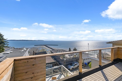 15066 Royal Avenue  White Rock, BC V4B 1L9