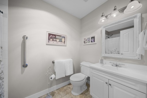 408-33280 Bourquin Crescent E, Abbotsford, BC 