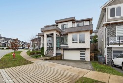 14298 62 Avenue Surrey, BC V3X 0K5