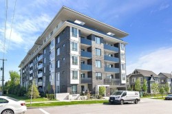 206-13623 81a Avenue Surrey, BC V3W 3N7