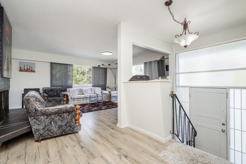 13782 Harper Road, Surrey, BC 
