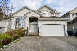 8358 144 Street Surrey, BC V3W 5T5