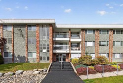 202-1331 Fir Street  White Rock, BC V4B 4B3